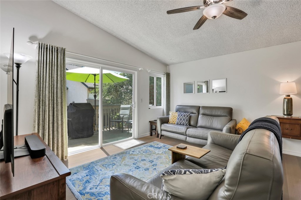 Serrano Creek Villas (SO) - Residential
