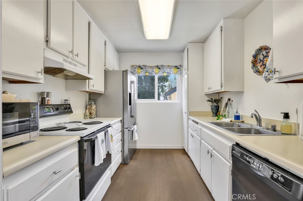 Serrano Creek Villas (SO) - Residential