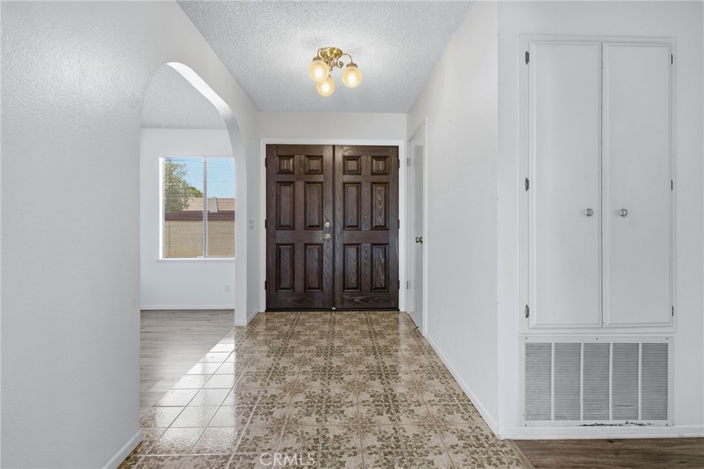 4332 Manchester Court