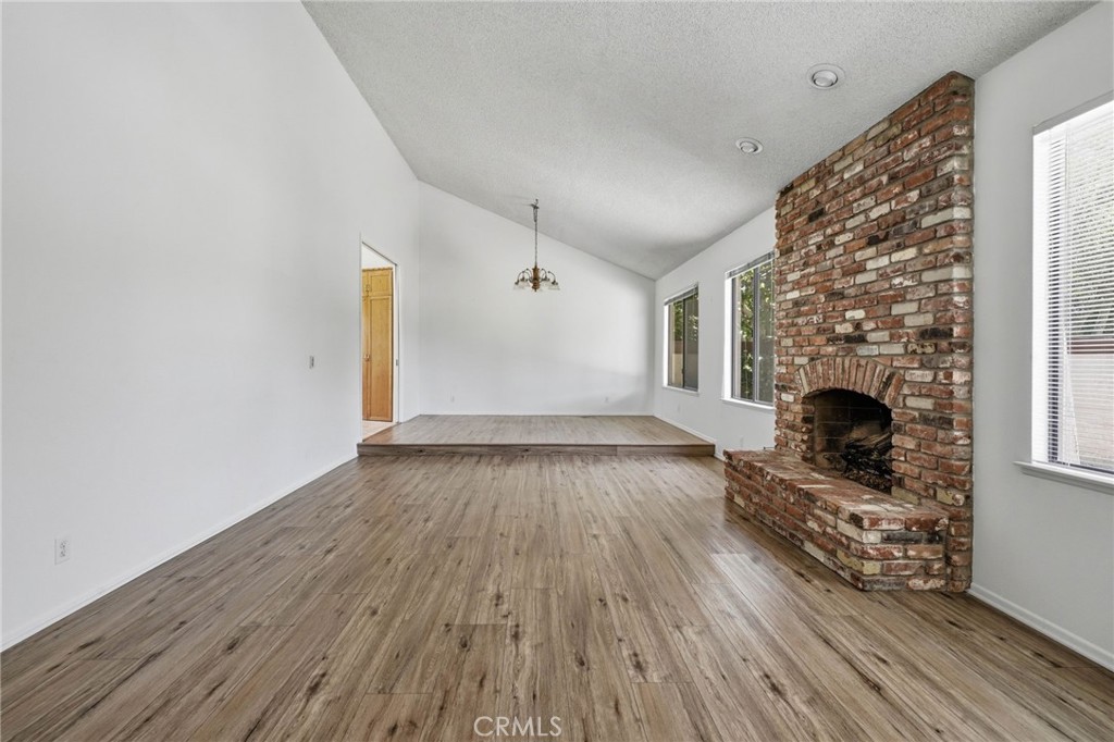 4332 Manchester Court