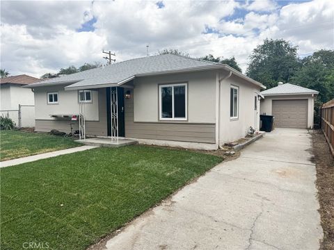 Photo of 2443 Roxbury Drive N, San Bernardino, CA 92404 (MLS # IV26070485)