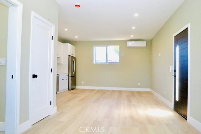 Westside Costa Mesa - Residential Lease