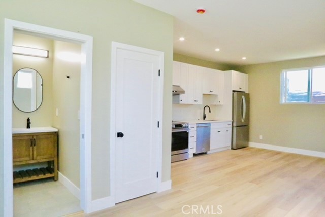 Westside Costa Mesa - Residential Lease