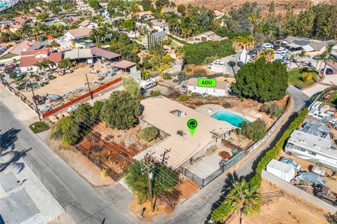 7160 Bel Air Street Corona CA 92881