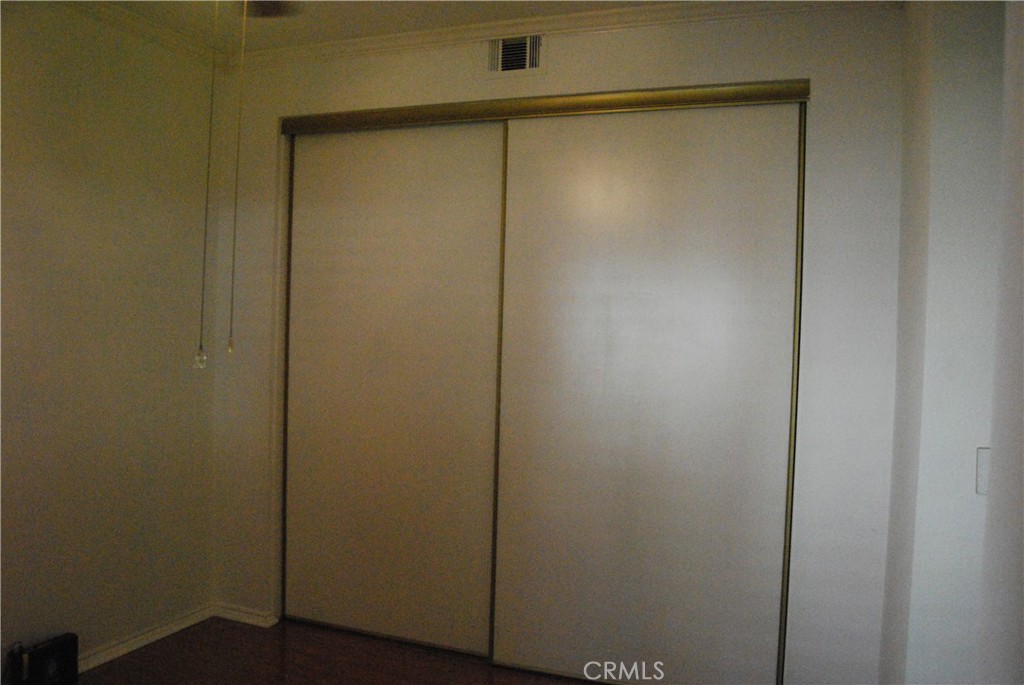 Las Flores (R2) (LF) - Residential