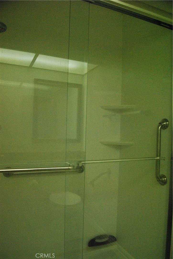 Las Flores (R2) (LF) - Residential