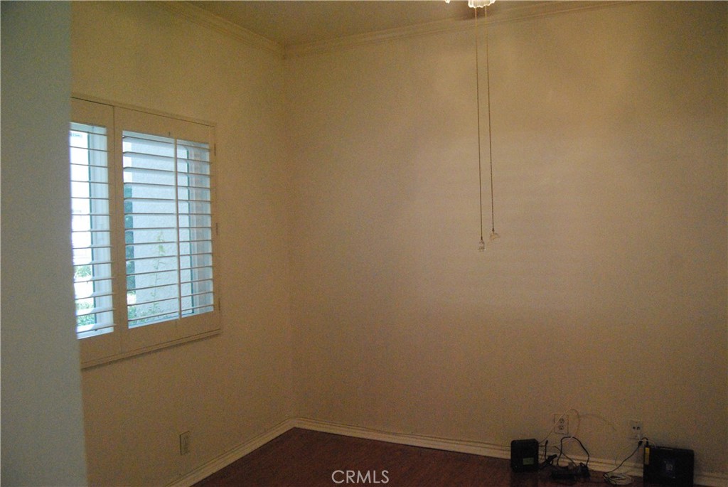 Las Flores (R2) (LF) - Residential