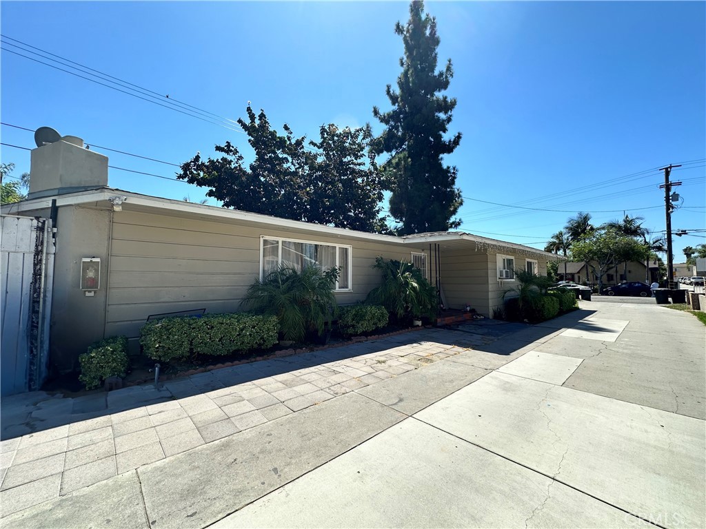4739 Live Oak Street