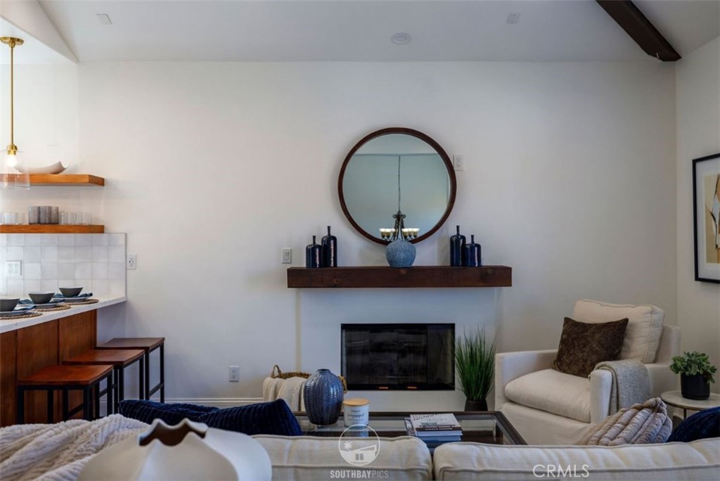 202 N Irena Avenue B