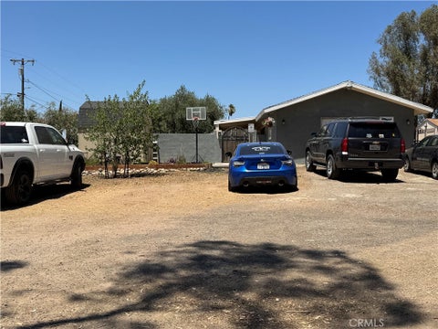Photo of 20283 Oakhill RD, Madera, CA 93638 (MLS # FR26140344)