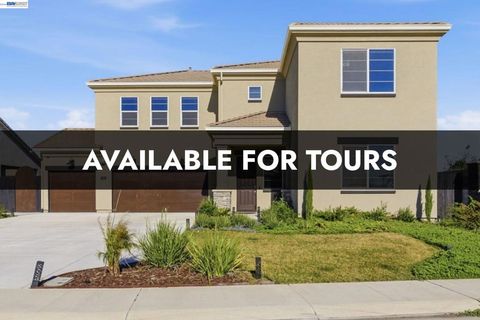 Photo of 2394 Bharvani Ave Ave, Manteca, CA 95337 (MLS # 41136511)