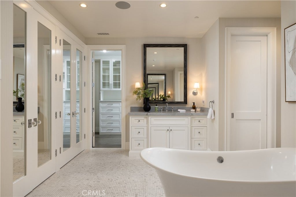 712 K Thanga, Corona Del Mar CA 92625 - Photo 23