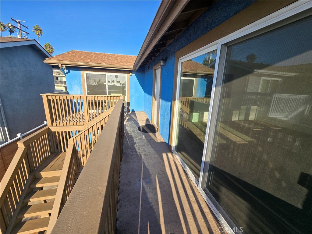 surfer Row - Residential Lease