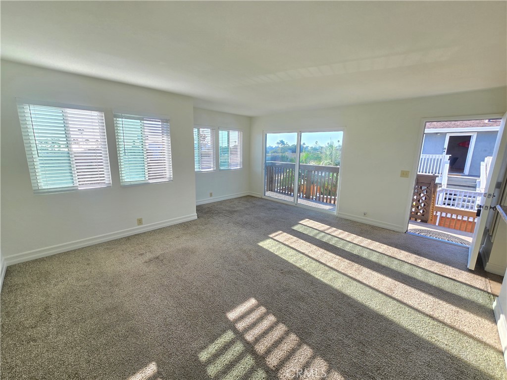 surfer Row - Residential Lease