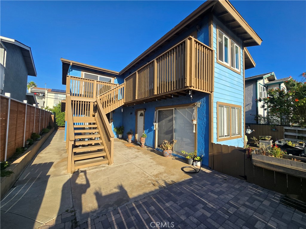 surfer Row - Residential Lease