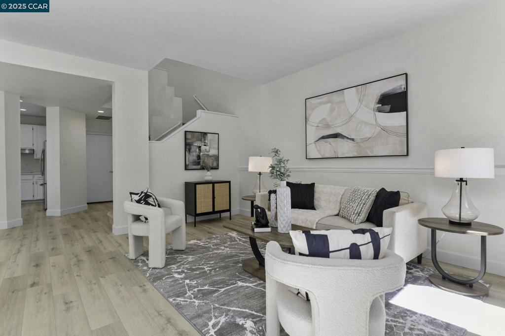 CANY0N LAKES - Residential
