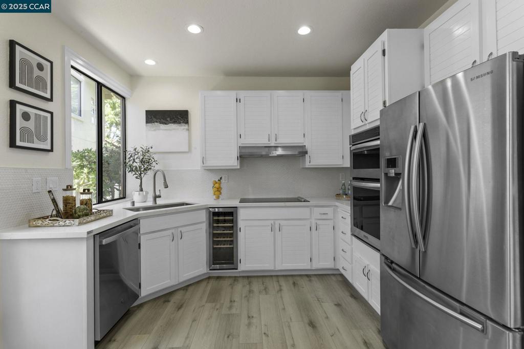 CANY0N LAKES - Residential