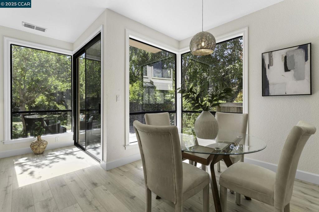 CANY0N LAKES - Residential