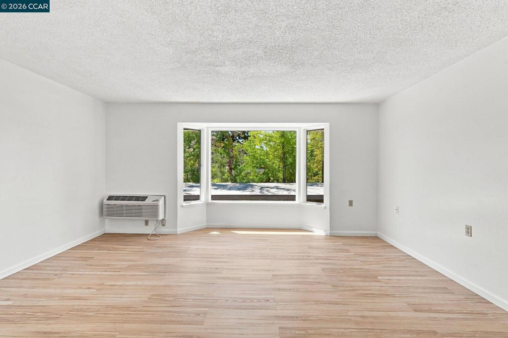 1224 Skycrest Dr 3