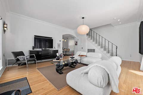 Tiny photo for 1270 N Hayworth Avenue, West Hollywood, CA 90046 (MLS # 26846295)
