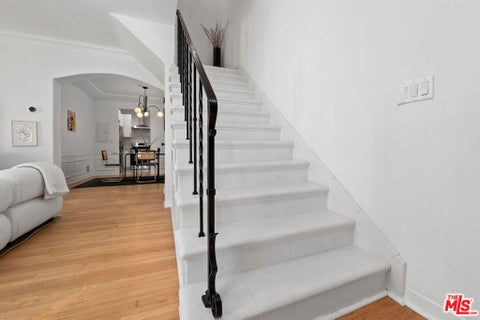 Tiny photo for 1270 N Hayworth Avenue, West Hollywood, CA 90046 (MLS # 26846295)