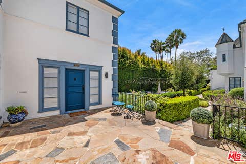 Tiny photo for 1270 N Hayworth Avenue, West Hollywood, CA 90046 (MLS # 26846295)