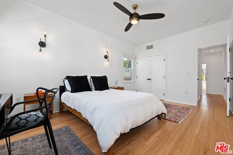 Tiny photo for 1270 N Hayworth Avenue, West Hollywood, CA 90046 (MLS # 26846295)