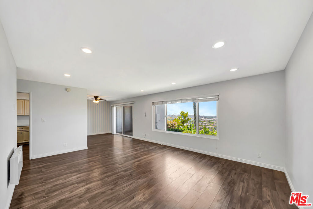 3606 Vista Rey 19