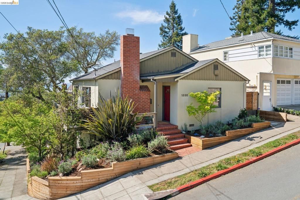 Photo of 1698 La Loma Ave Ave, Berkeley, CA 94709 (MLS # 41127612)