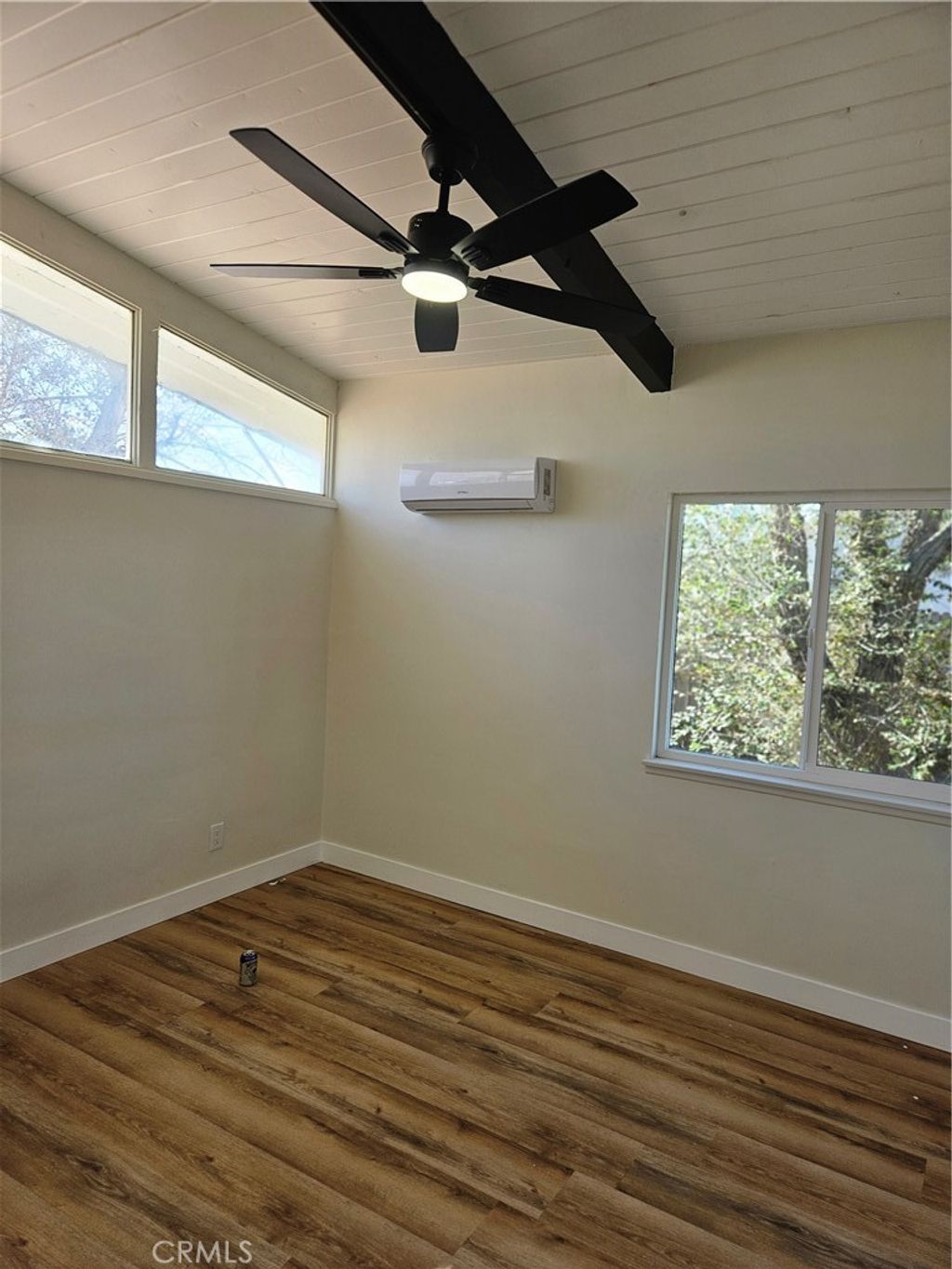 Photo of 13100 Skiomah Rd, Apple Valley, CA 92308 (MLS # DW25241989)