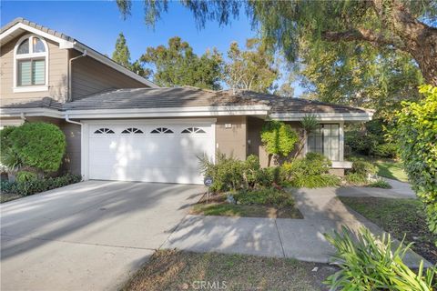 Photo of 28 Morning Breeze #26, Irvine, CA 92603 (MLS # OC25273184)