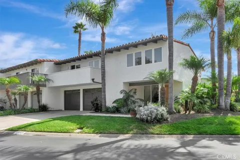 2000 Vista Cajon, Newport Beach, CA 92660 - MLS#: NP25214353
