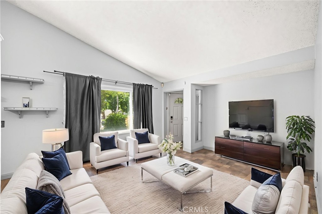 12325 Bellflower Court