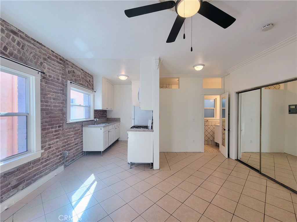 Downtown (DT) - Residential Lease