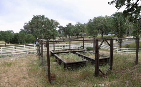 Tiny photo for 3200 San Fernando Rd, Atascadero, CA 93422 (MLS # PI26086513)