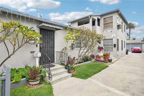 494 Almond Avenue Long Beach CA 90802