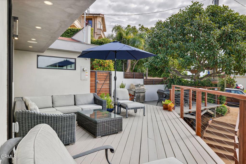 Ventura, California, 93001, United States, 2 Bedrooms Bedrooms, ,2 BathroomsBathrooms,Residential,Active,2021256