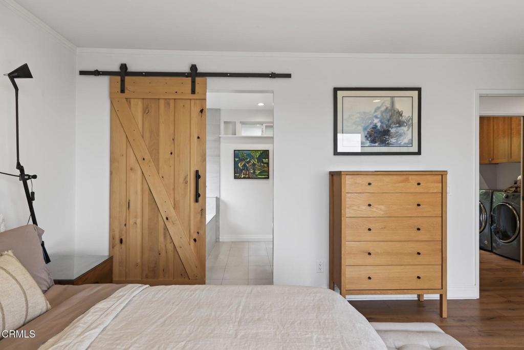 Ventura, California, 93001, United States, 2 Bedrooms Bedrooms, ,2 BathroomsBathrooms,Residential,Active,2021256