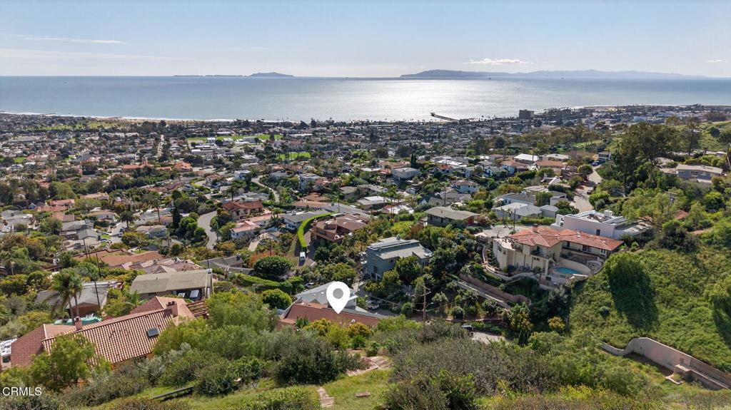 Ventura, California, 93001, United States, 2 Bedrooms Bedrooms, ,2 BathroomsBathrooms,Residential,Active,2021256