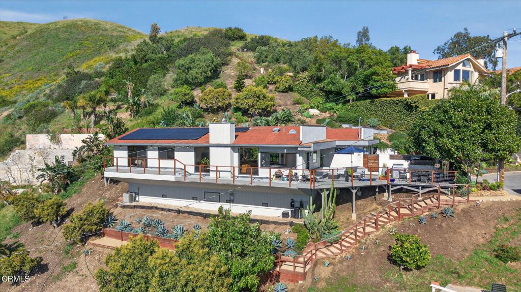 Ventura, California, 93001, United States, 2 Bedrooms Bedrooms, ,2 BathroomsBathrooms,Residential,Active,2021256