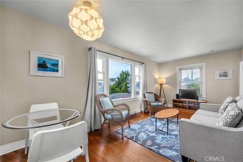 Tiny photo for 204 S 1/2 Guadalupe, Redondo Beach, CA 90277 (MLS # SB25242886)