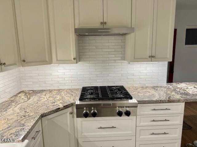 1320 N Ventura Avenue