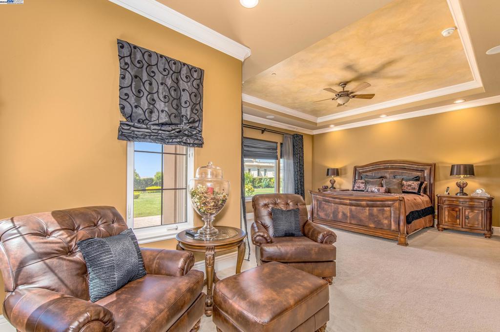 RUBY HILL - Residential