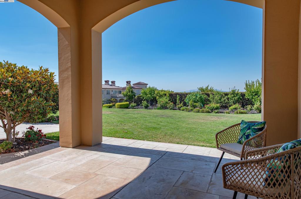 RUBY HILL - Residential