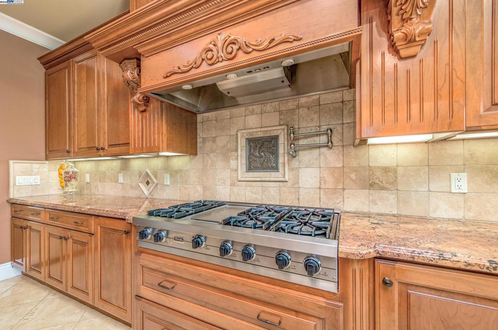 RUBY HILL - Residential