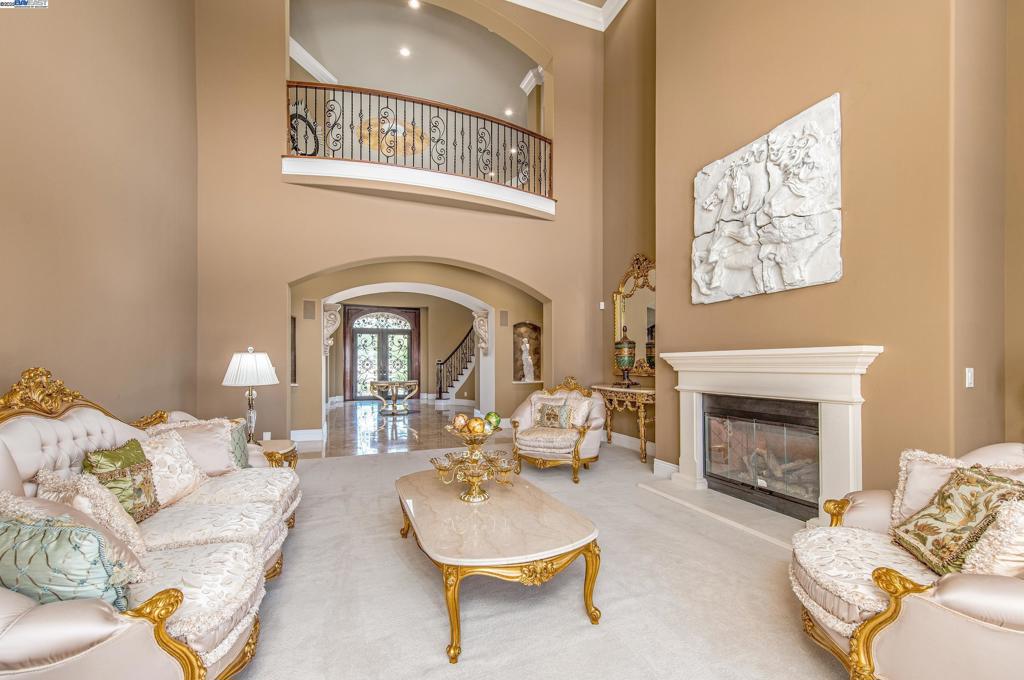 RUBY HILL - Residential