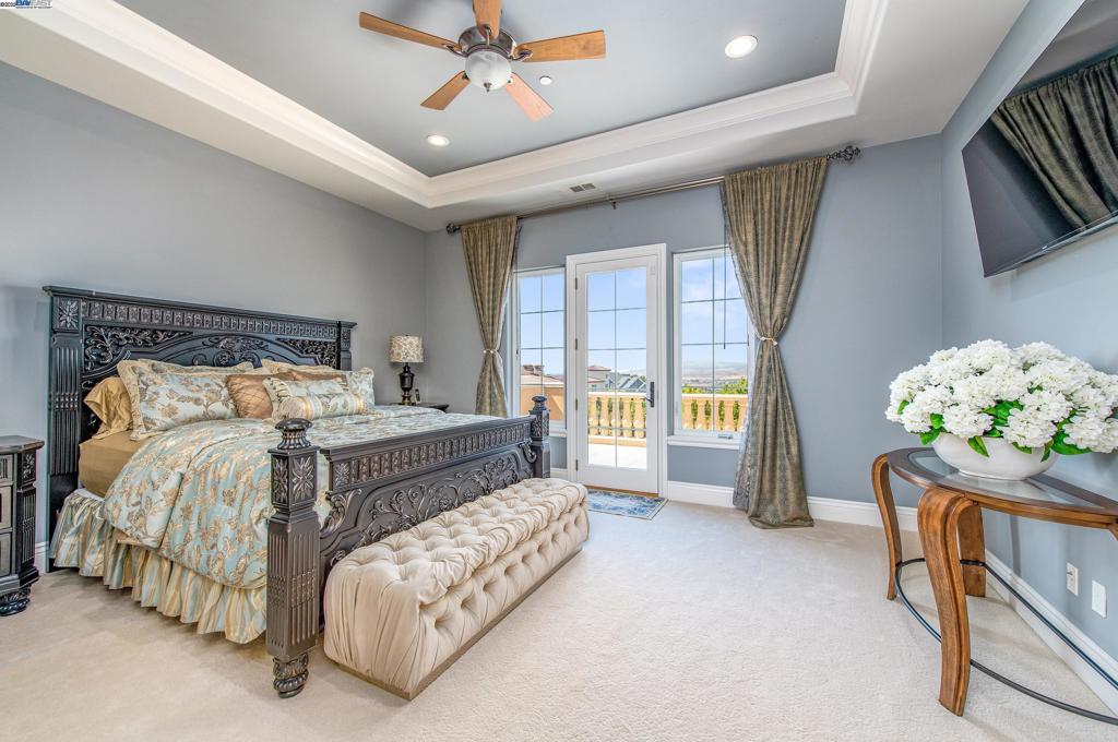 RUBY HILL - Residential