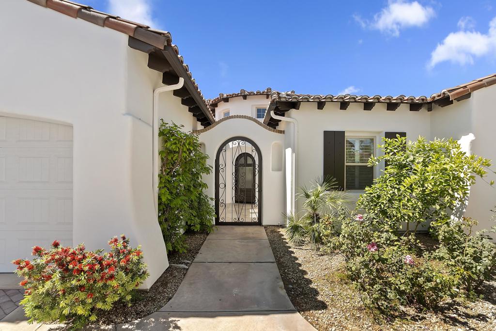 7 Cielo Vista Court