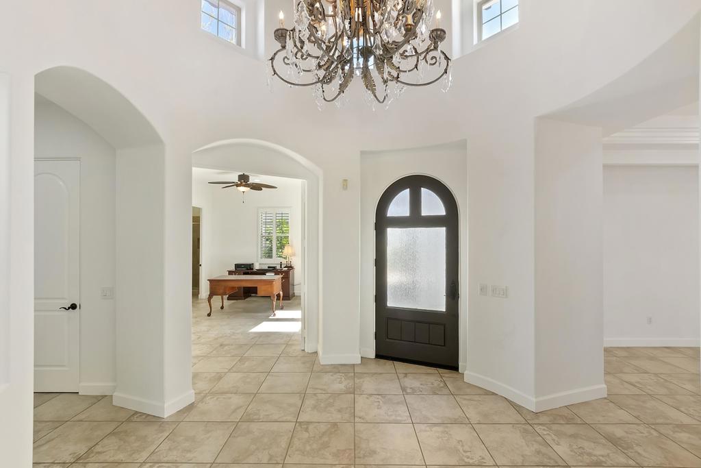 7 Cielo Vista Court
