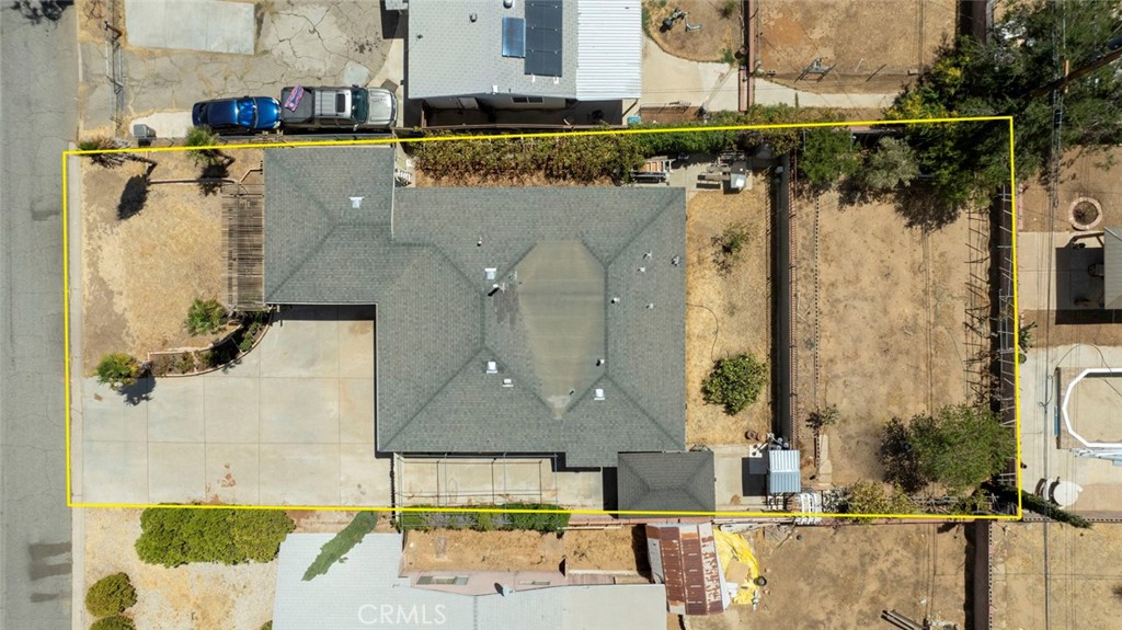 1208 E Avenue R3